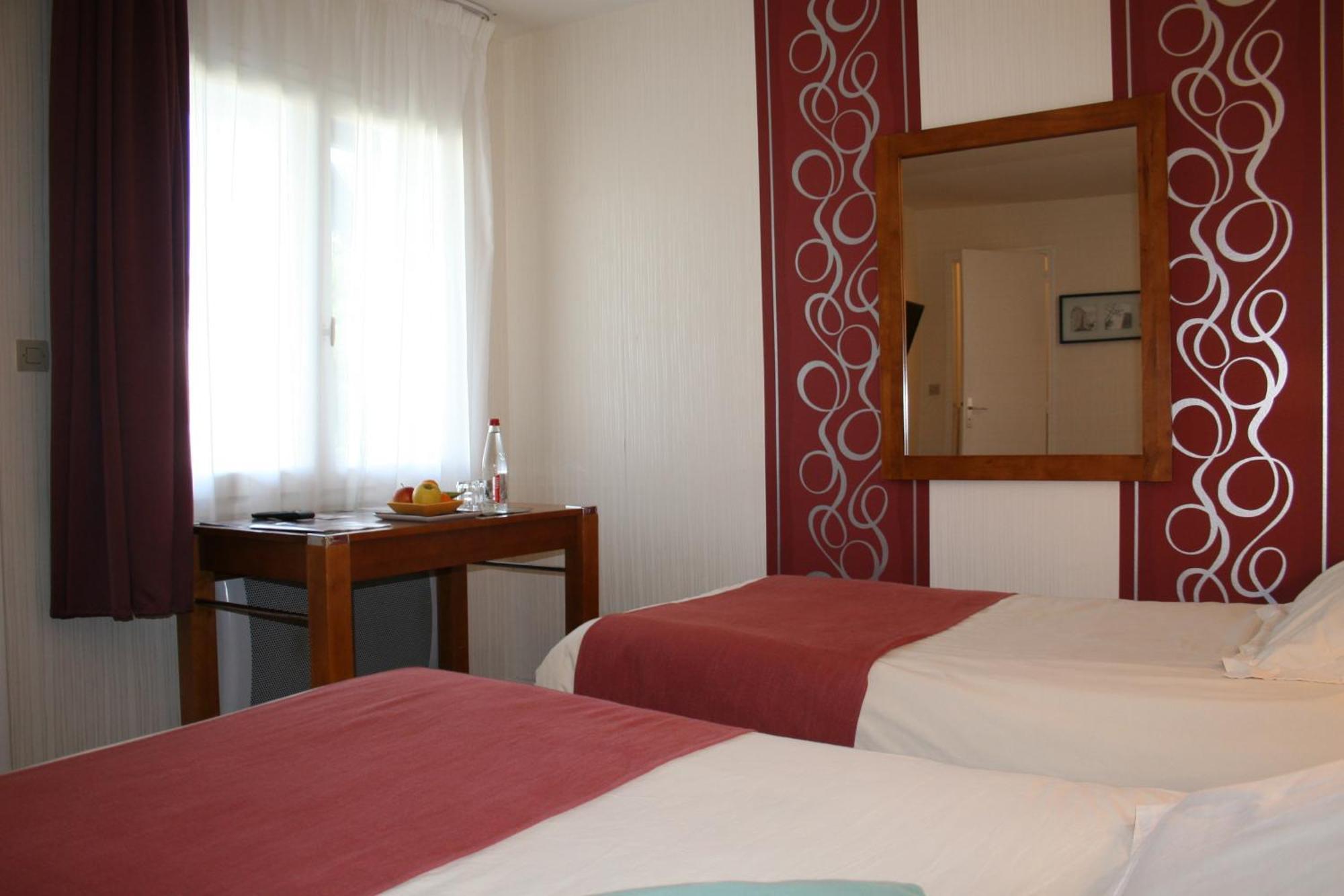 Hotel Capricorne فونْدوم الغرفة الصورة