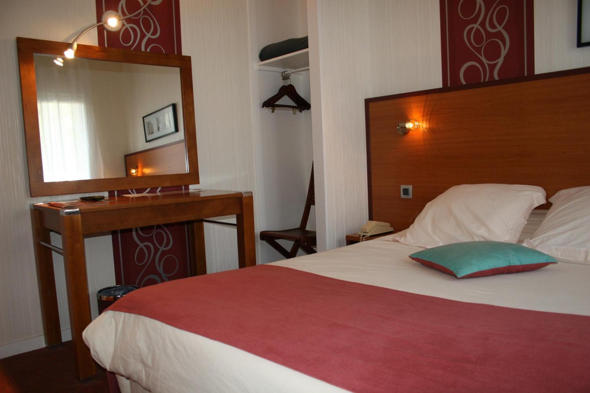 Hotel Capricorne فونْدوم الغرفة الصورة